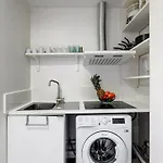 373 Suzanne - Superbe A Paris