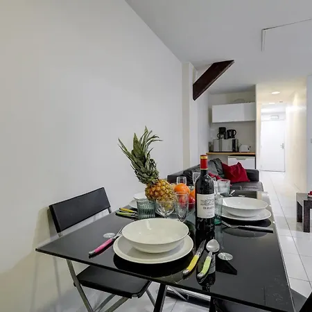 373 Suzanne - Superbe A *