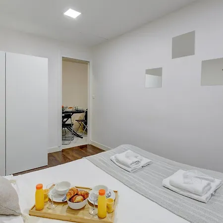 373 Suzanne - Superbe A شقة